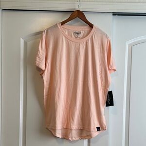 NWT Brooklyn Peachy Pink Short Sleeve Top Size XL
